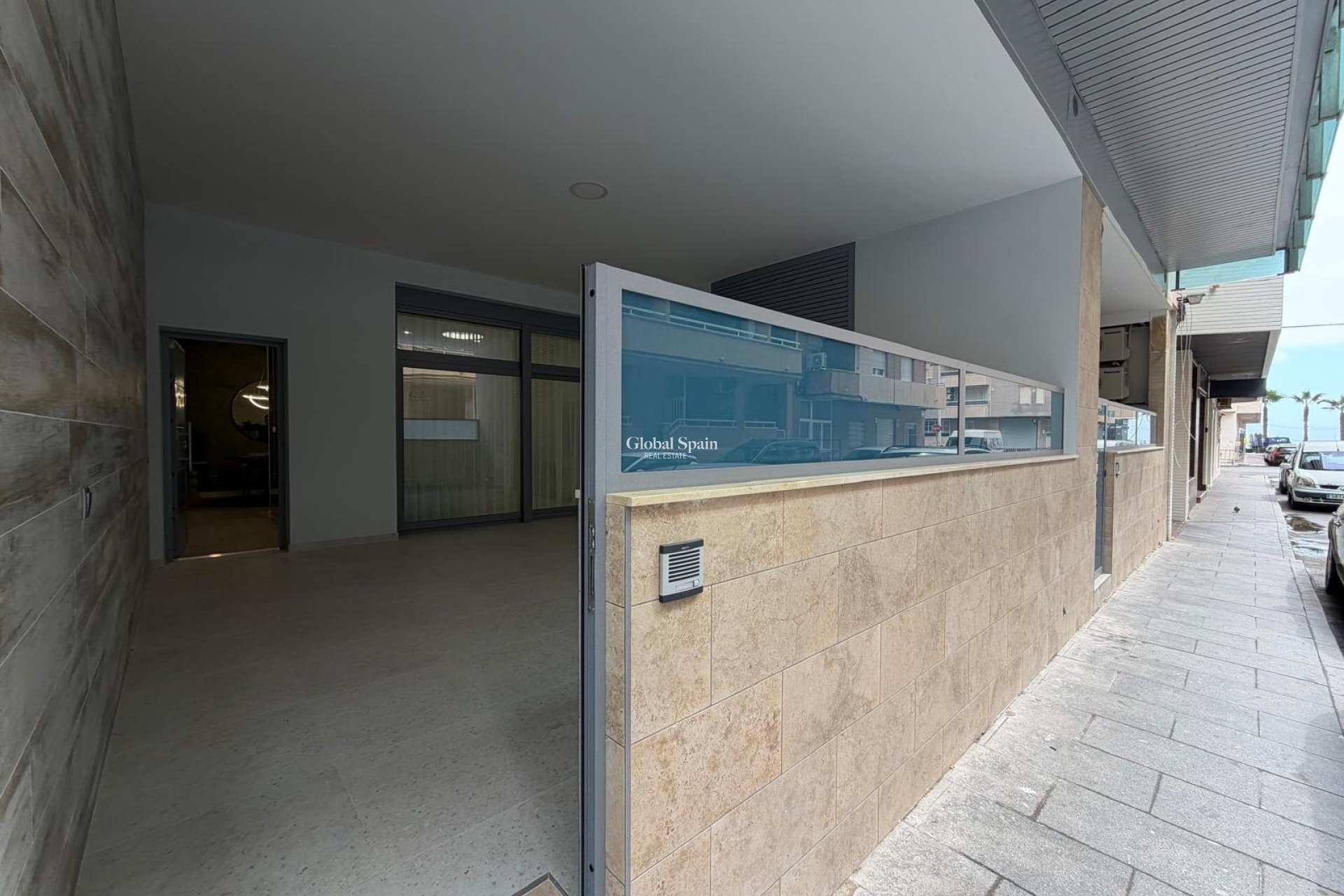Wederverkoop - APPARTEMENT -
TORREVIEJA - Playa del Cura