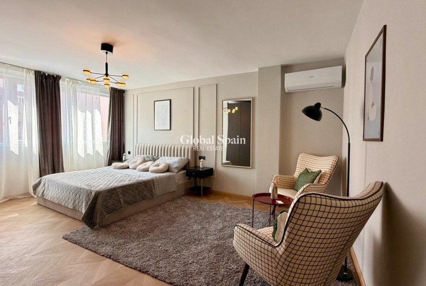 Wederverkoop - APPARTEMENT -
TORREVIEJA - Playa del Cura
