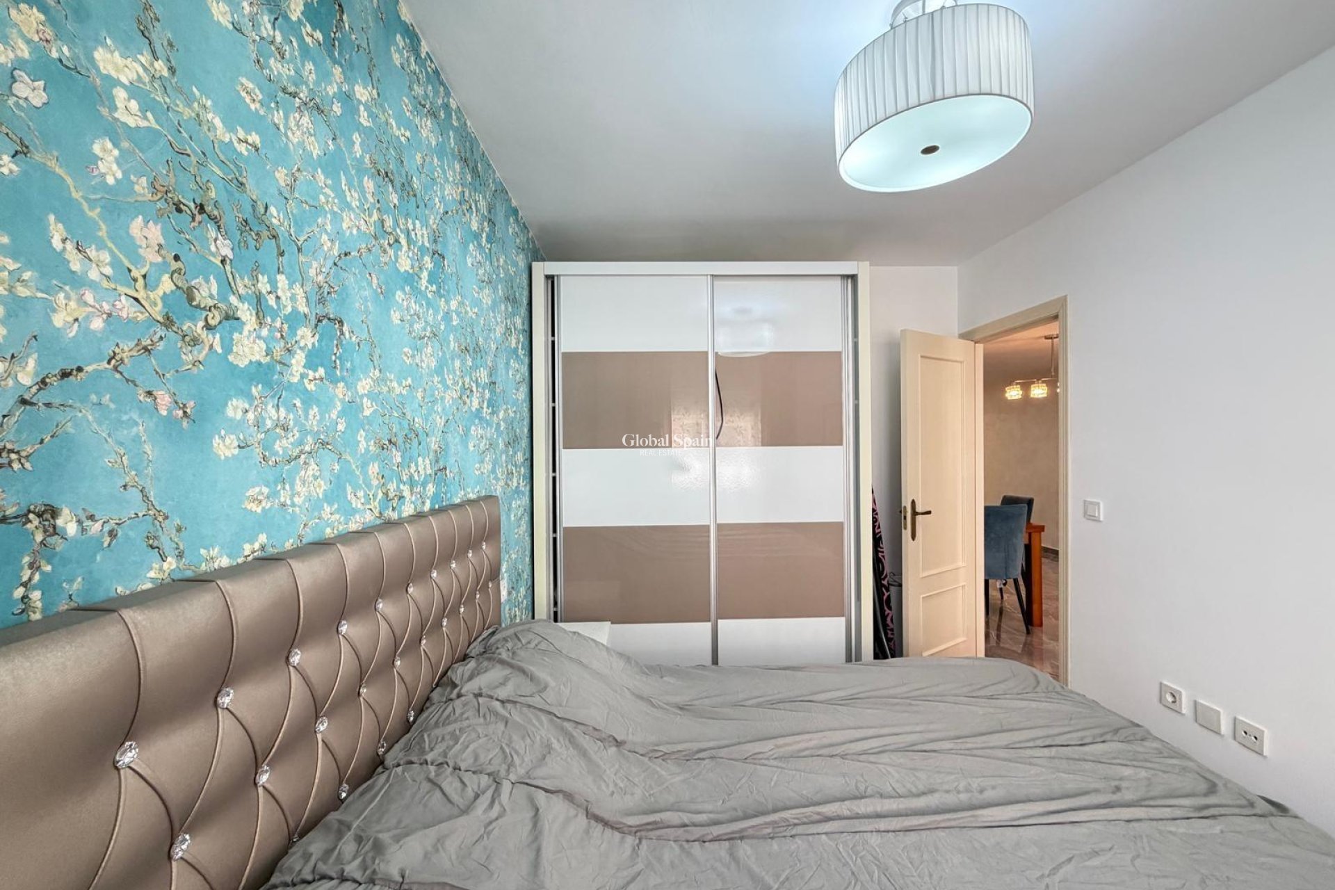 Wederverkoop - APPARTEMENT -
TORREVIEJA - Playa del Cura