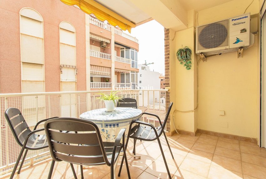 Wederverkoop - Appartement -
TORREVIEJA - Playa del cura