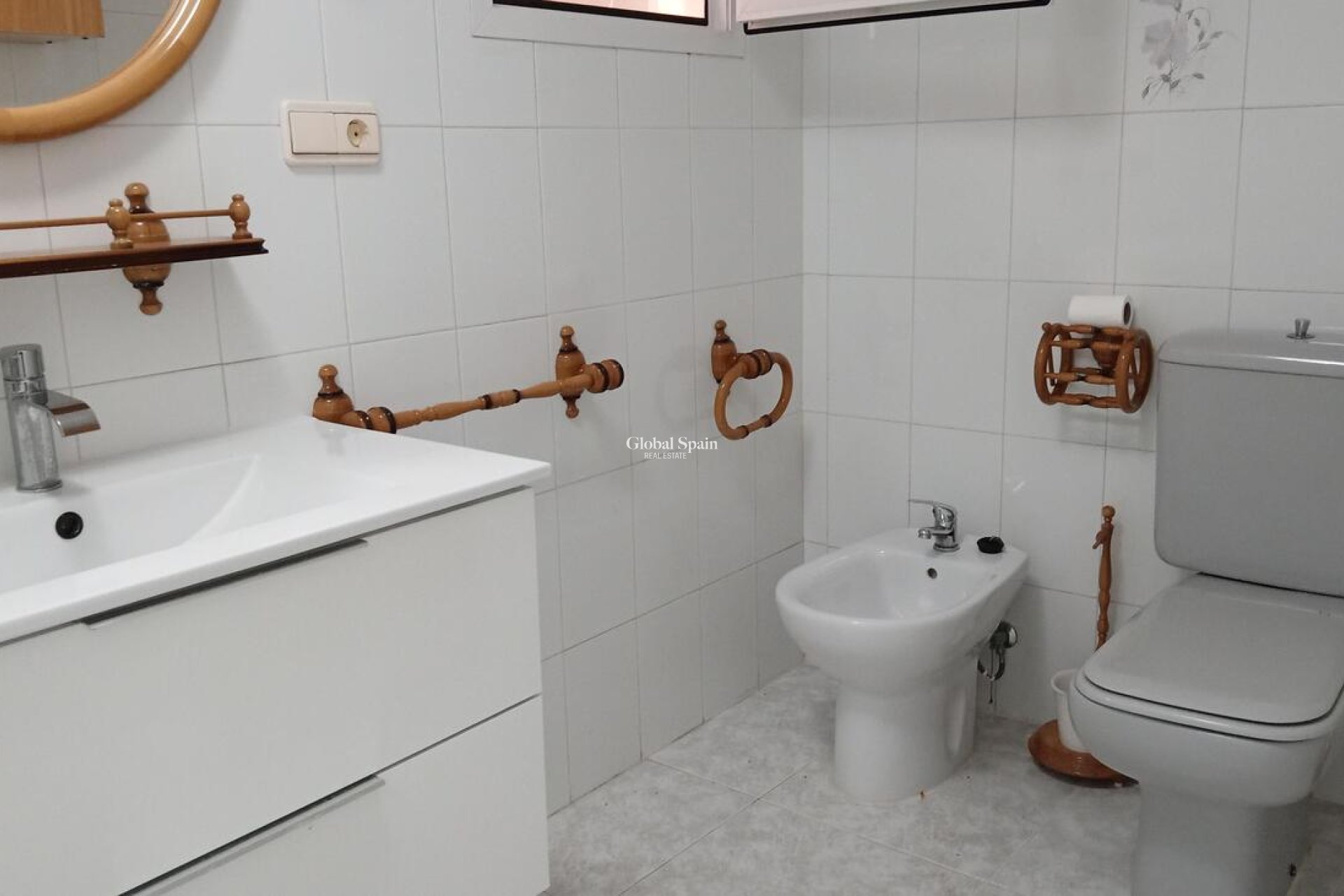 Wederverkoop - APPARTEMENT -
TORREVIEJA - PLAYA LOS LOCOS