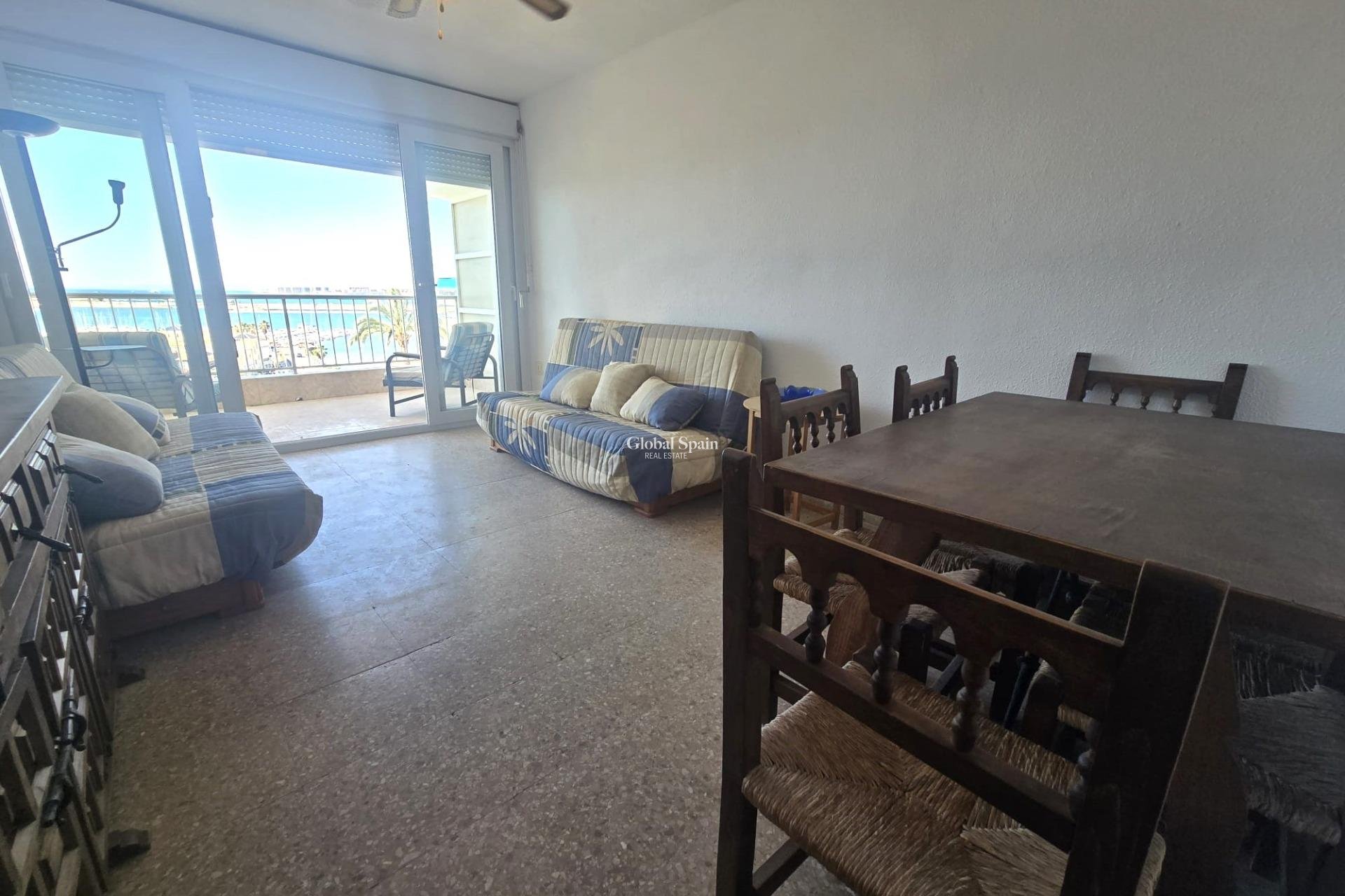 Wederverkoop - APPARTEMENT -
TORREVIEJA - Puerto Deportivo Marina Salinas