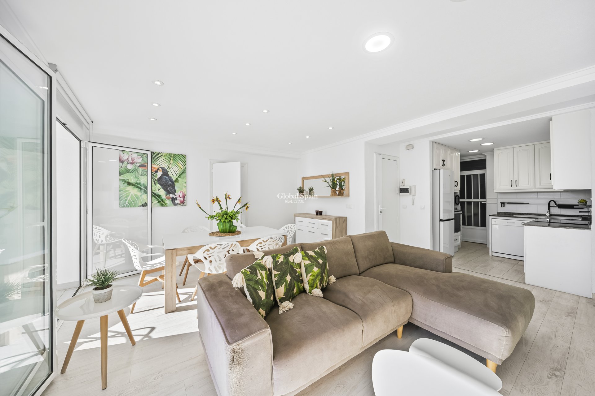 Wederverkoop - Appartement -
TORREVIEJA - Puerto