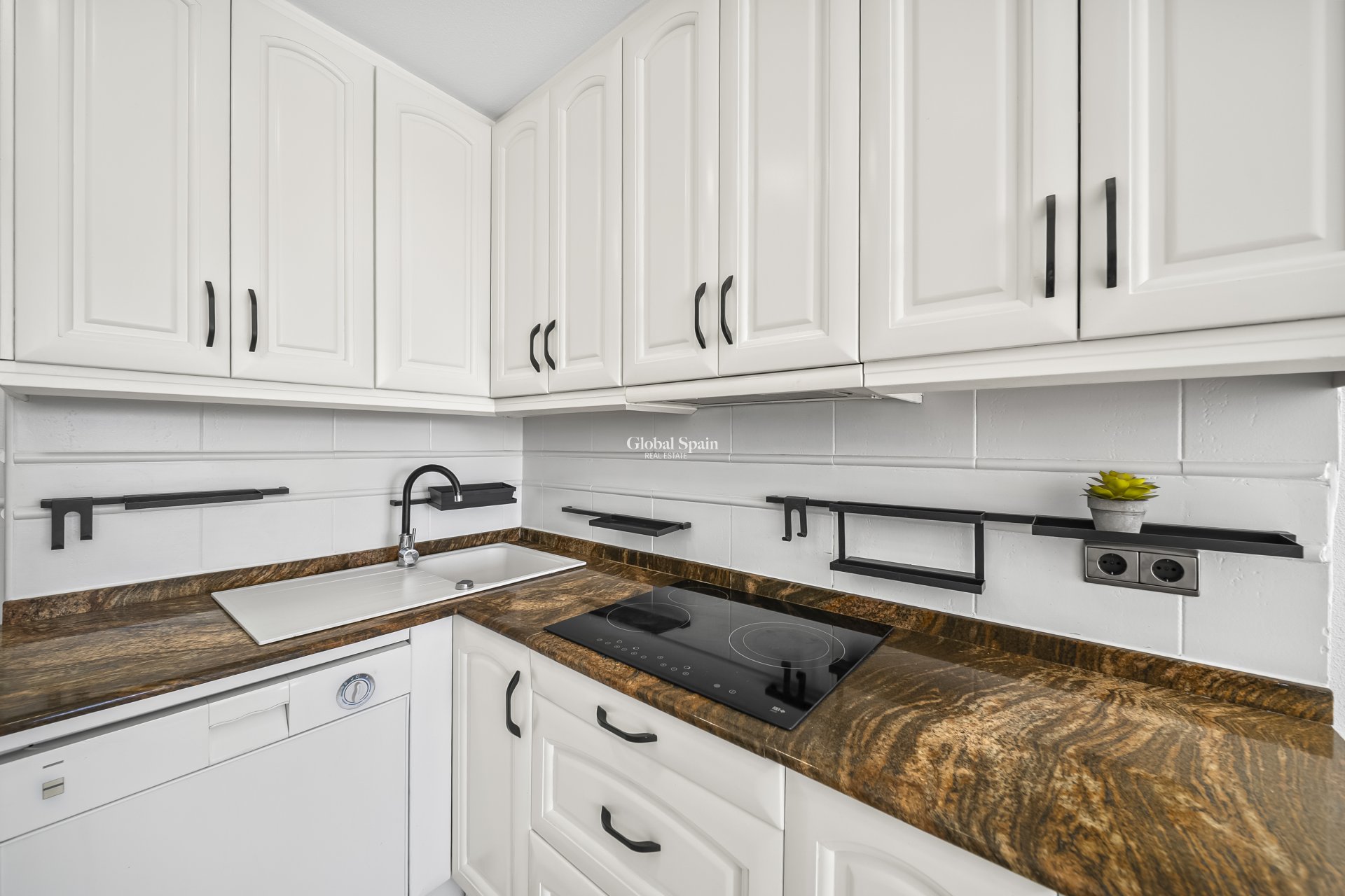 Wederverkoop - Appartement -
TORREVIEJA - Puerto