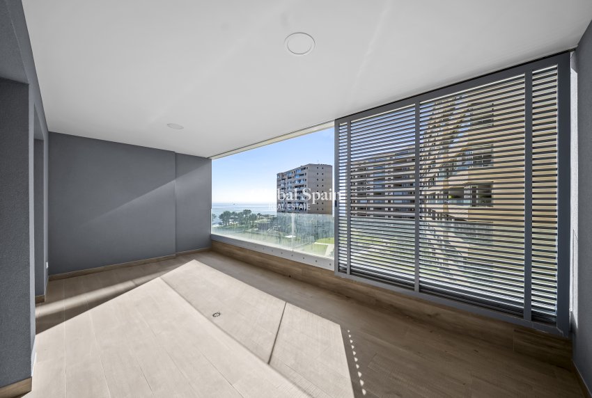 Wederverkoop - Appartement -
TORREVIEJA - Punta prima