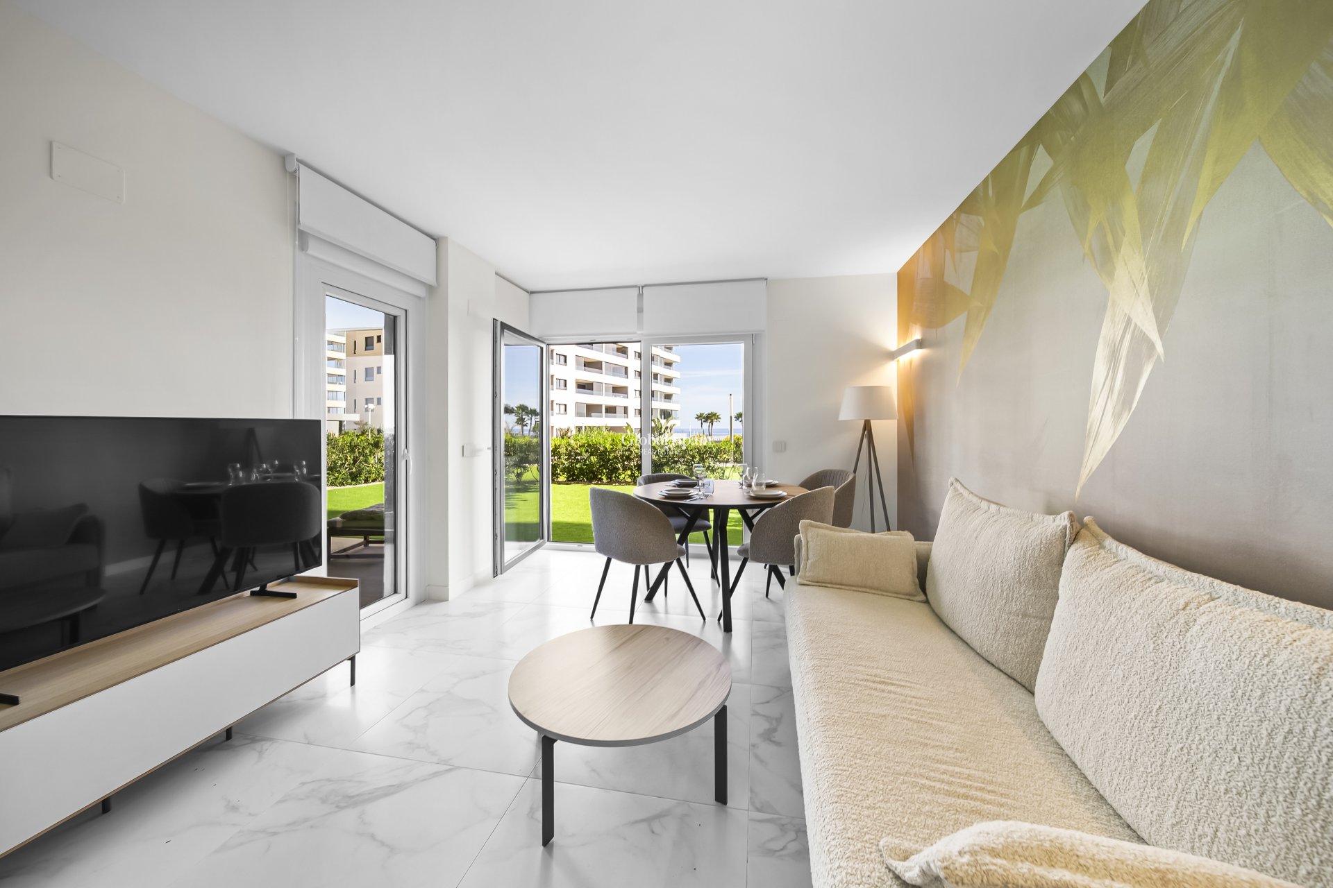 Wederverkoop - Appartement -
TORREVIEJA - Punta prima