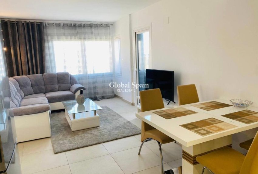 Wederverkoop - Appartement -
TORREVIEJA - Punta Prima