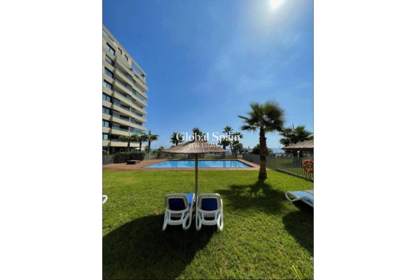 Wederverkoop - Appartement -
TORREVIEJA - Punta Prima