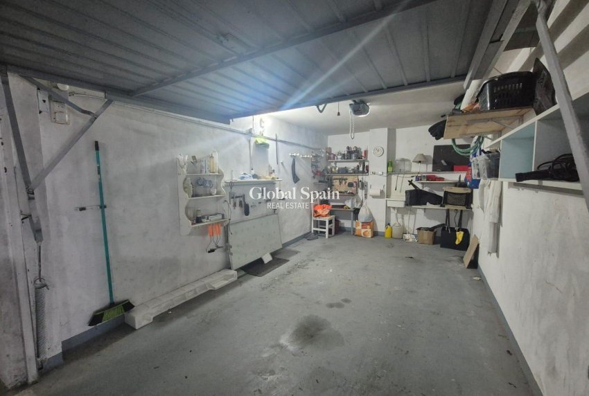 Wederverkoop - APPARTEMENT -
TORREVIEJA - Punta Prima