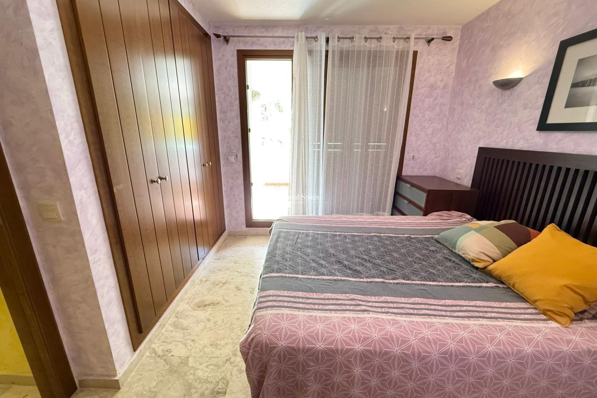 Wederverkoop - APPARTEMENT -
TORREVIEJA - Punta Prima