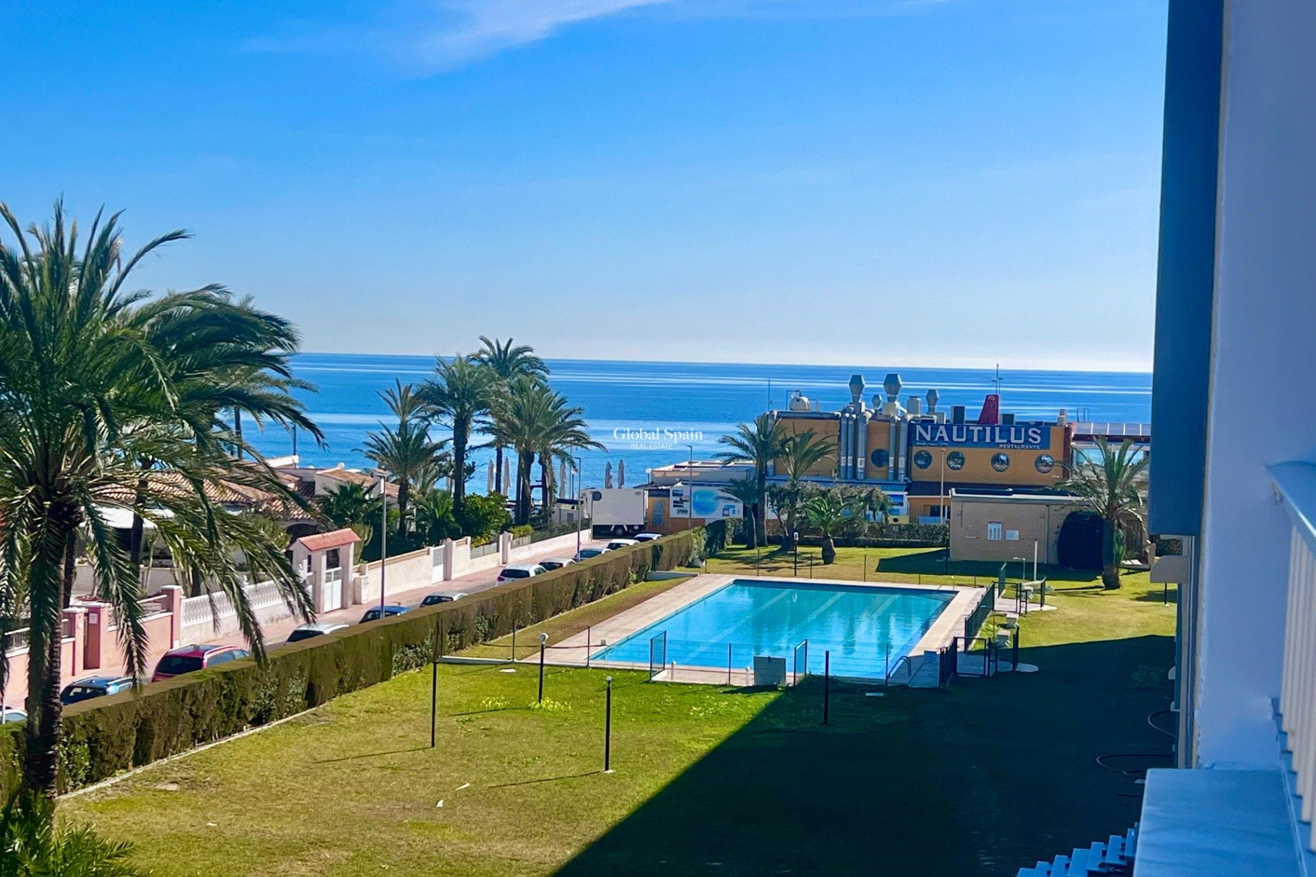 Wederverkoop - APPARTEMENT -
TORREVIEJA - Punta prima