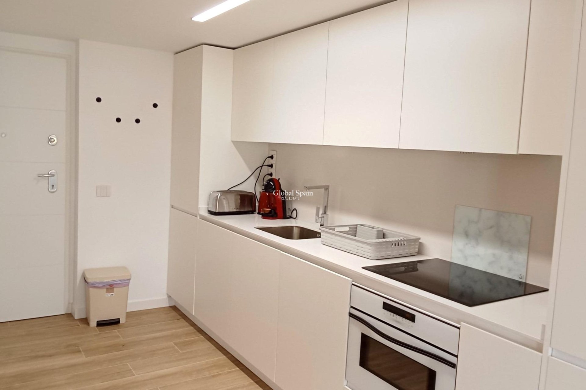 Wederverkoop - APPARTEMENT -
TORREVIEJA - Punta Prima