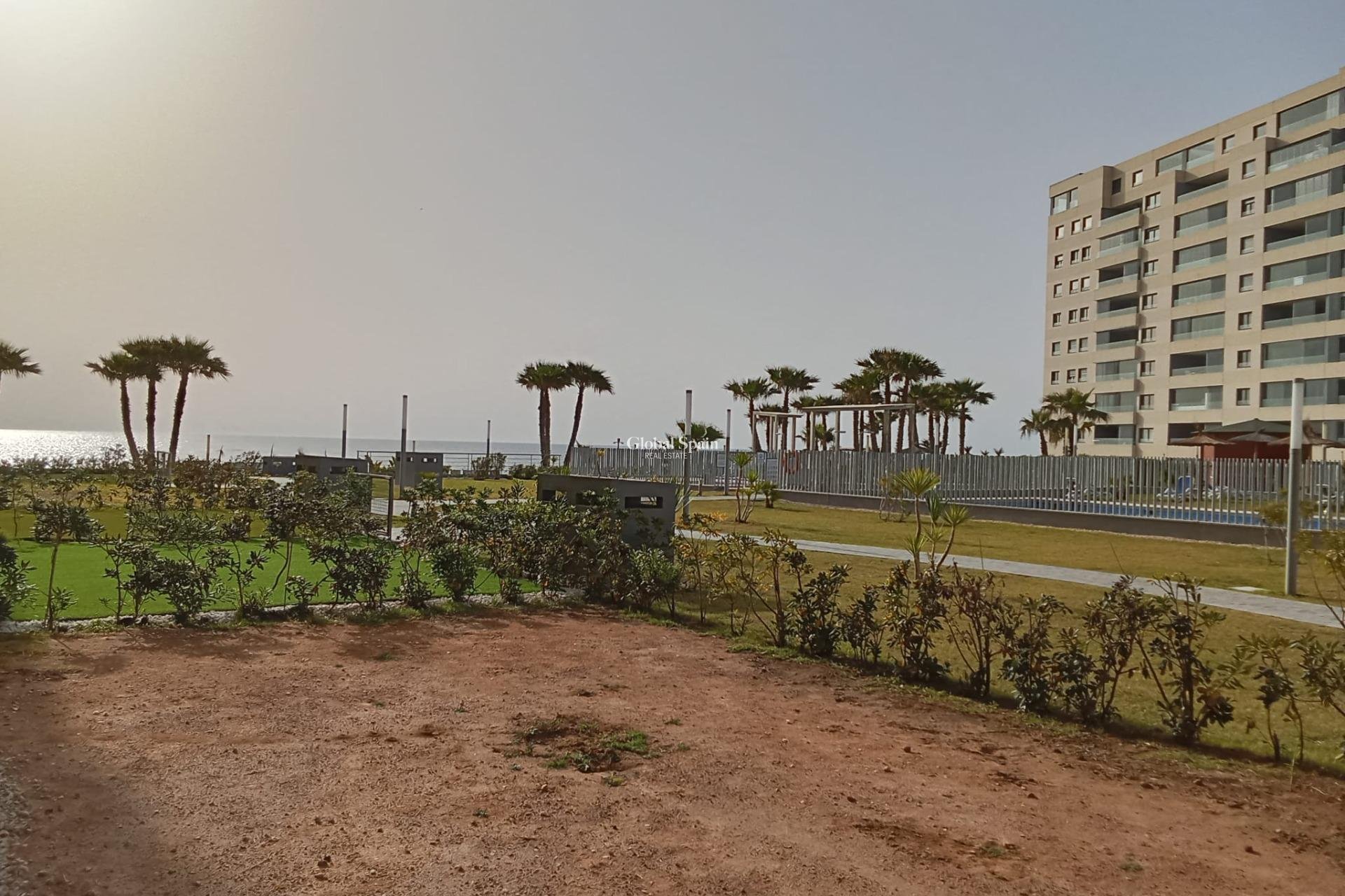 Wederverkoop - APPARTEMENT -
TORREVIEJA - Punta Prima