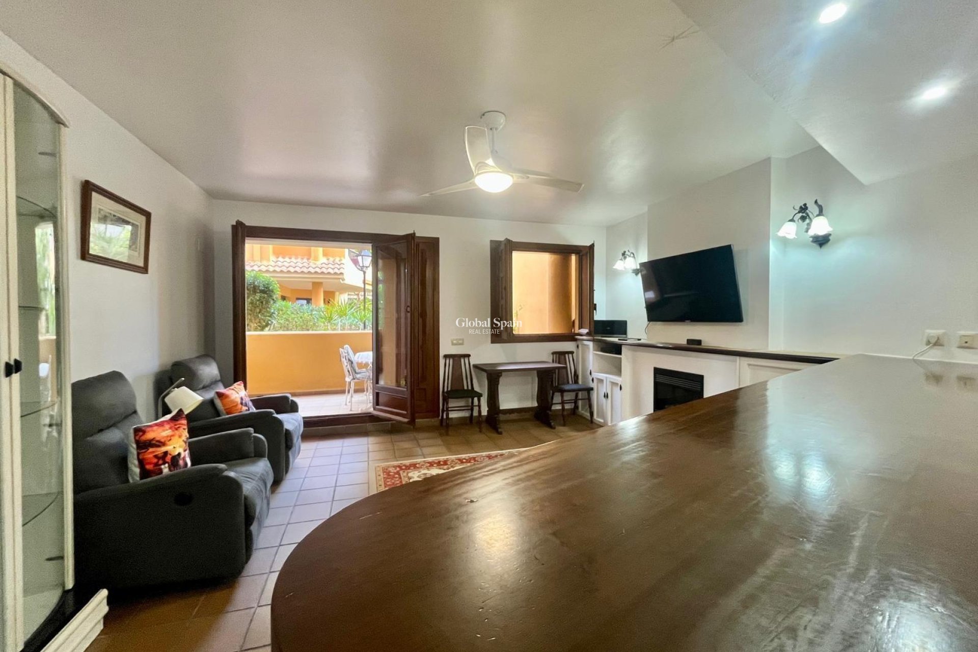 Wederverkoop - APPARTEMENT -
TORREVIEJA - Punta Prima
