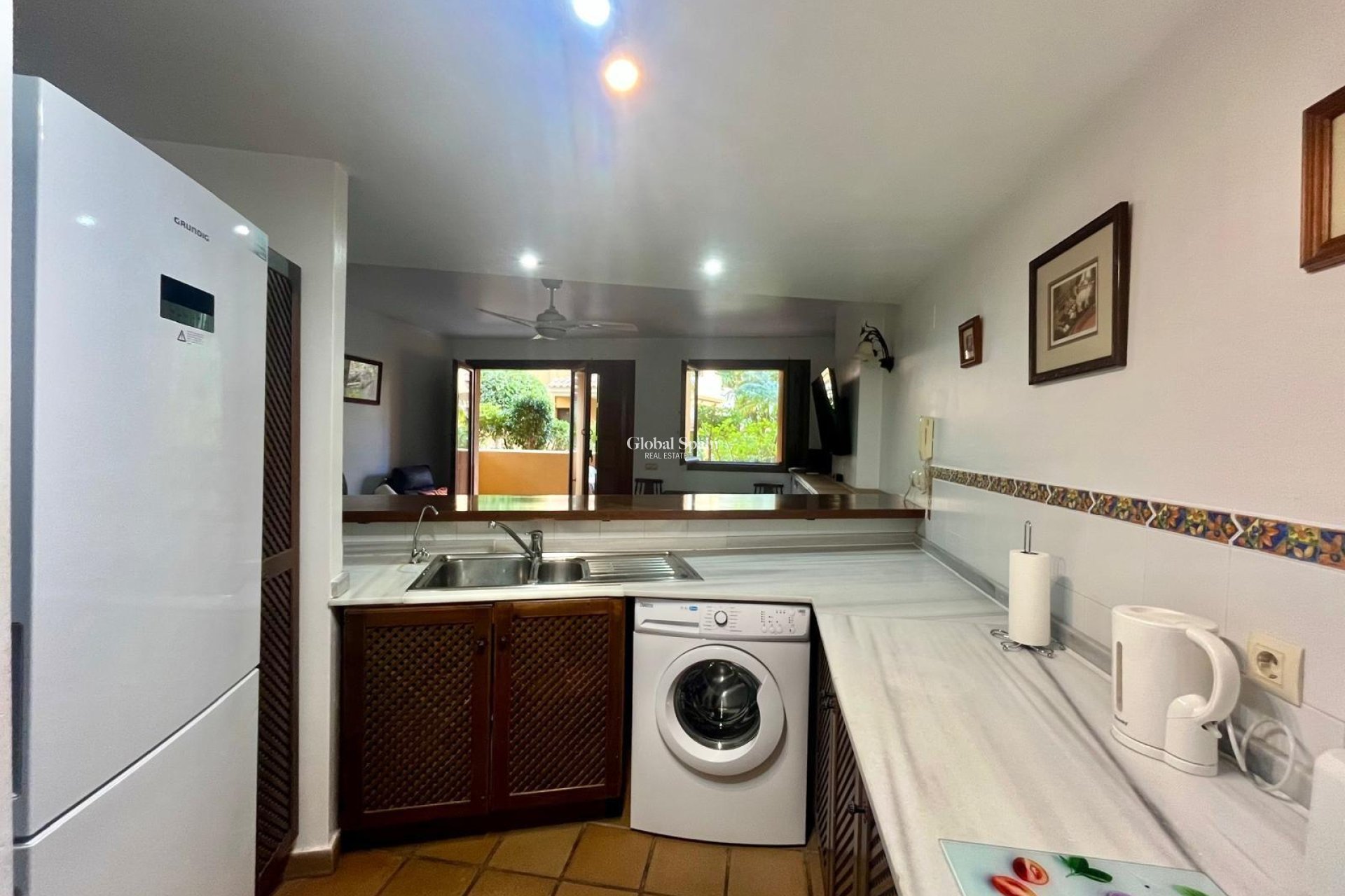 Wederverkoop - APPARTEMENT -
TORREVIEJA - Punta Prima