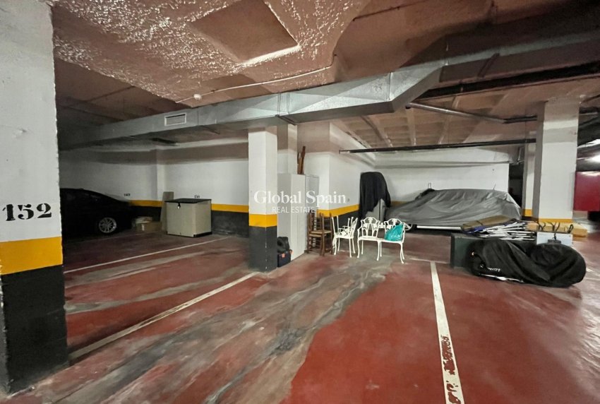 Wederverkoop - APPARTEMENT -
TORREVIEJA - Punta Prima
