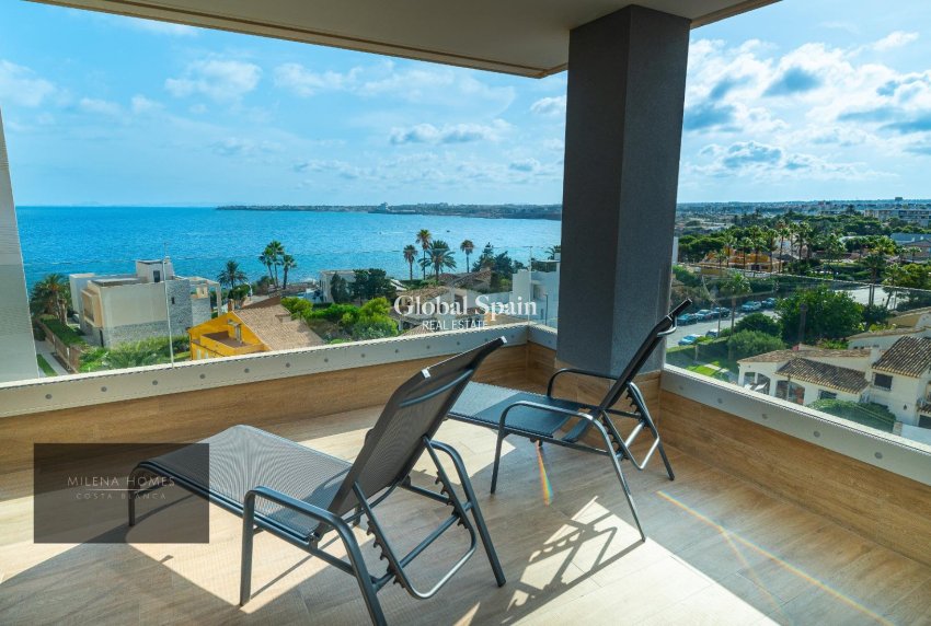 Wederverkoop - APPARTEMENT -
TORREVIEJA - Punta Prima