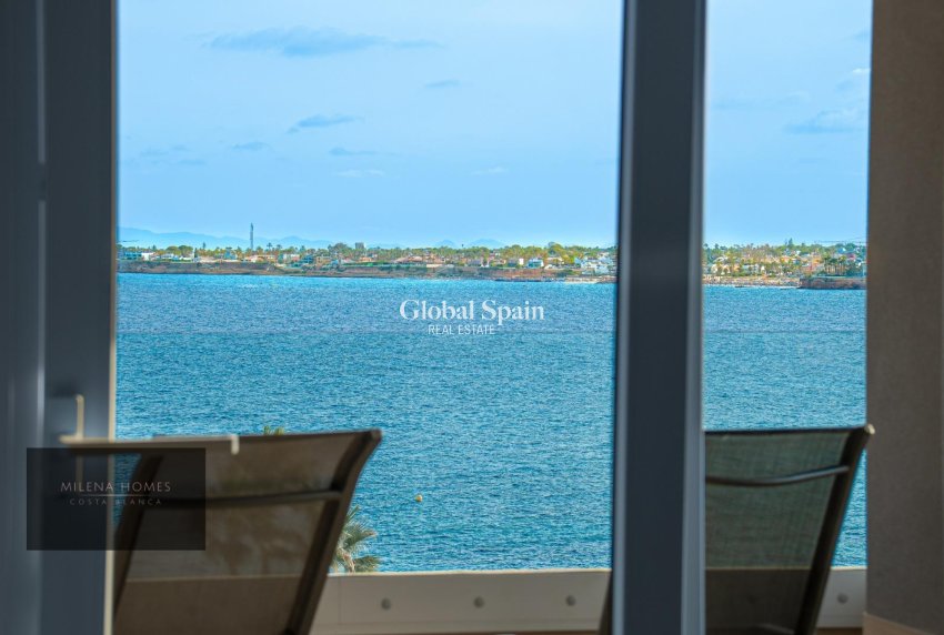 Wederverkoop - APPARTEMENT -
TORREVIEJA - Punta Prima