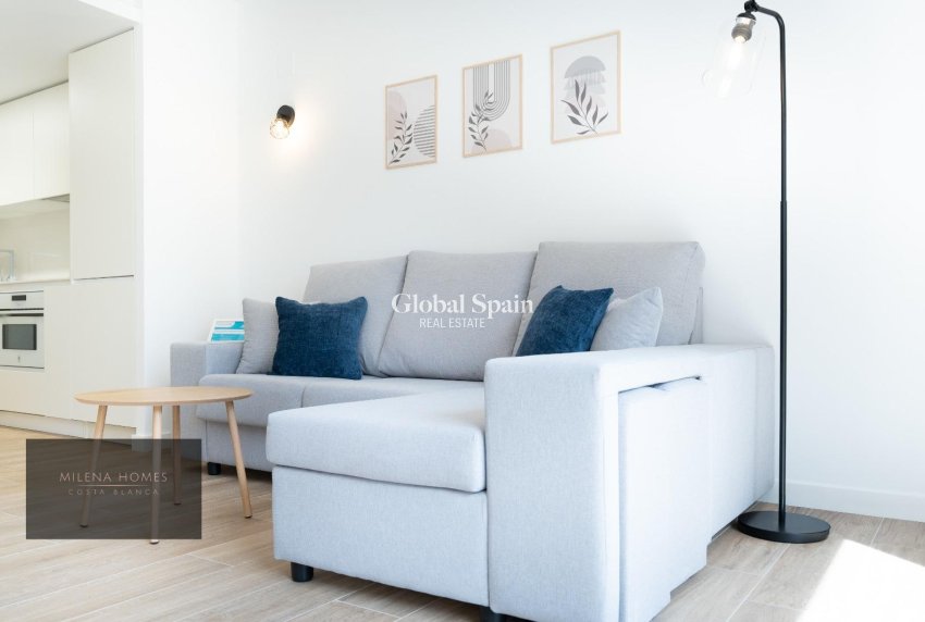 Wederverkoop - APPARTEMENT -
TORREVIEJA - Punta Prima