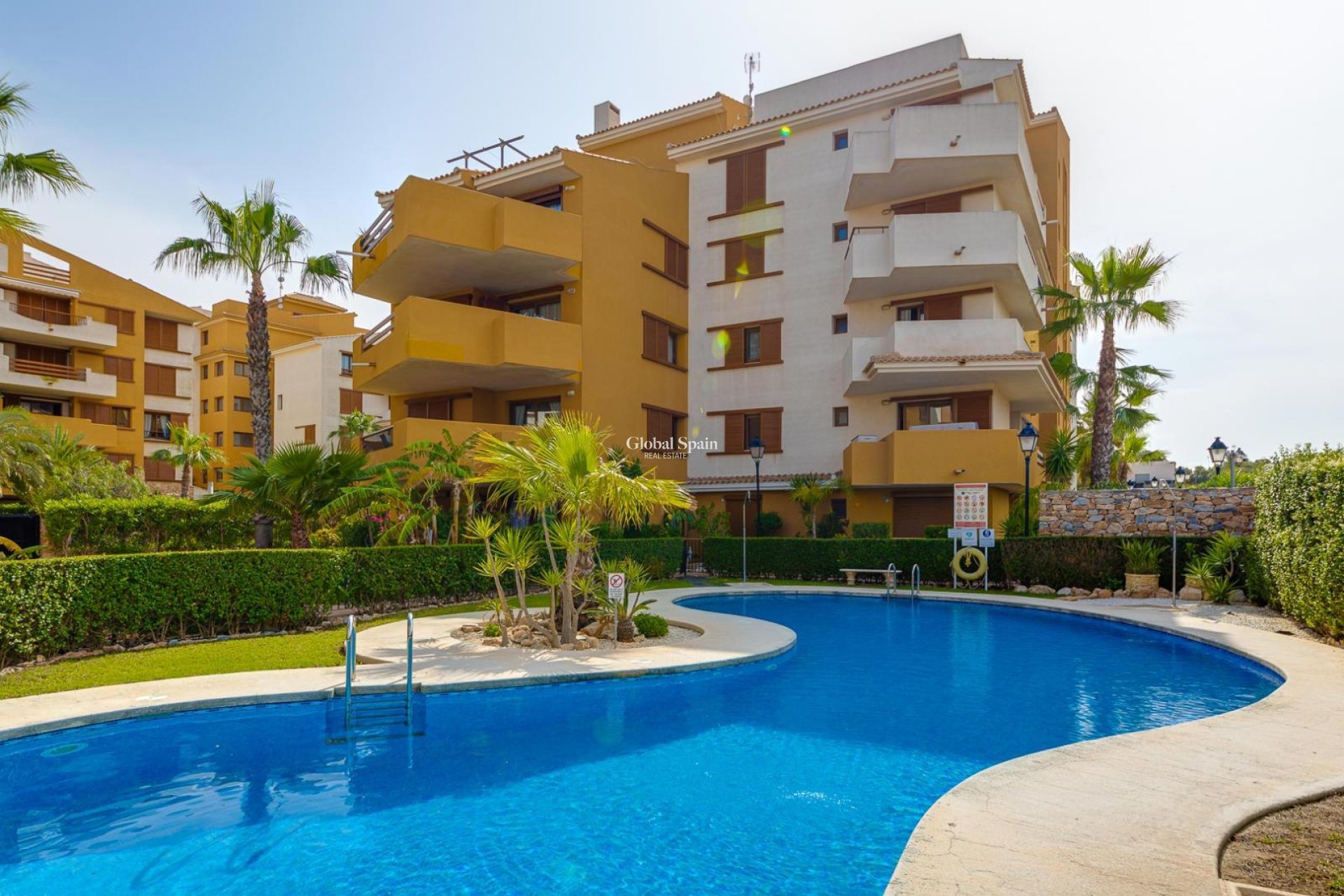 Wederverkoop - APPARTEMENT -
TORREVIEJA - Punta Prima