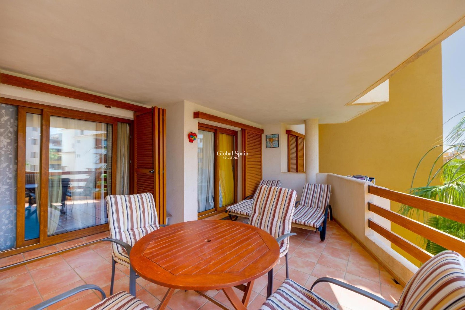 Wederverkoop - APPARTEMENT -
TORREVIEJA - Punta Prima