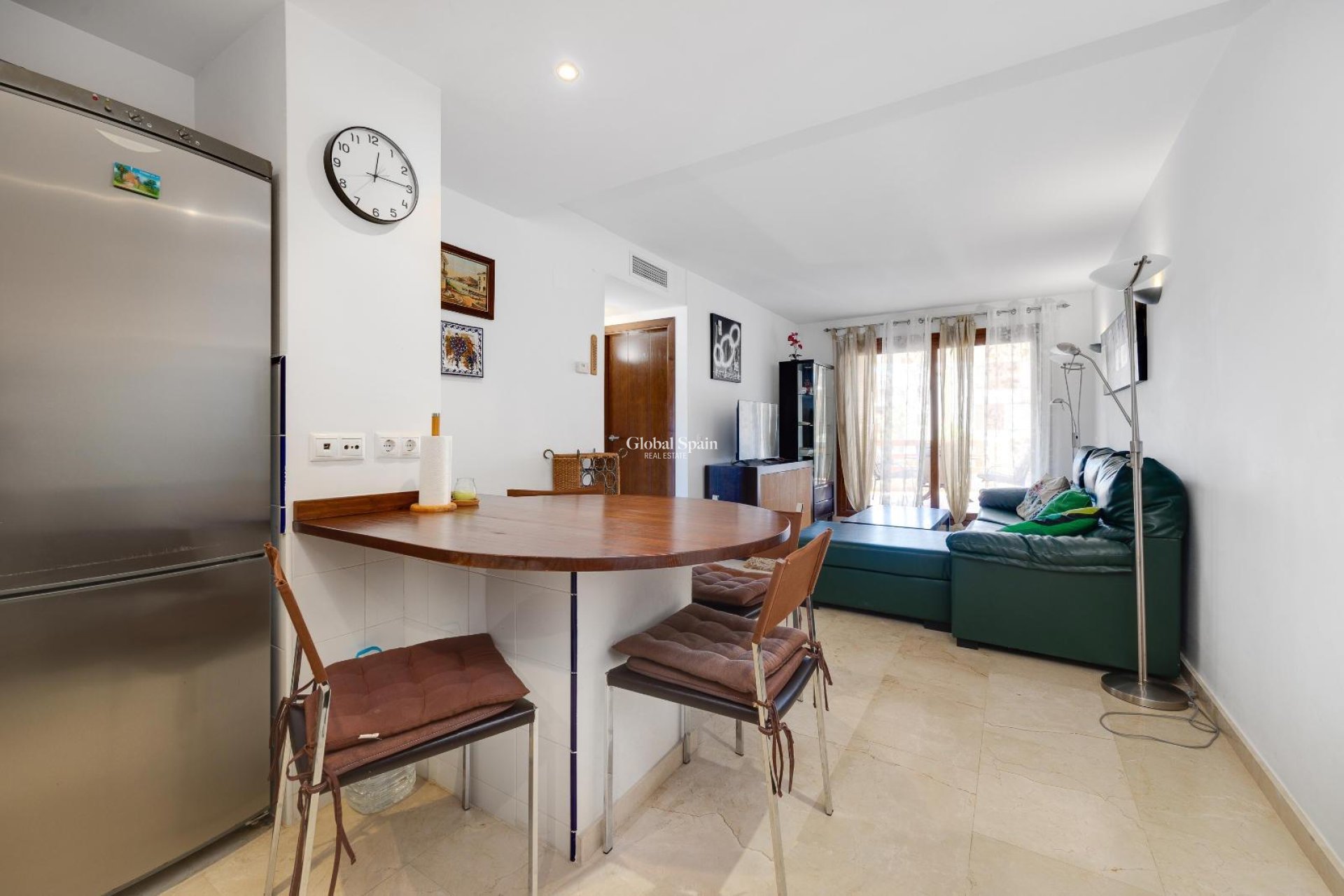 Wederverkoop - APPARTEMENT -
TORREVIEJA - Punta Prima