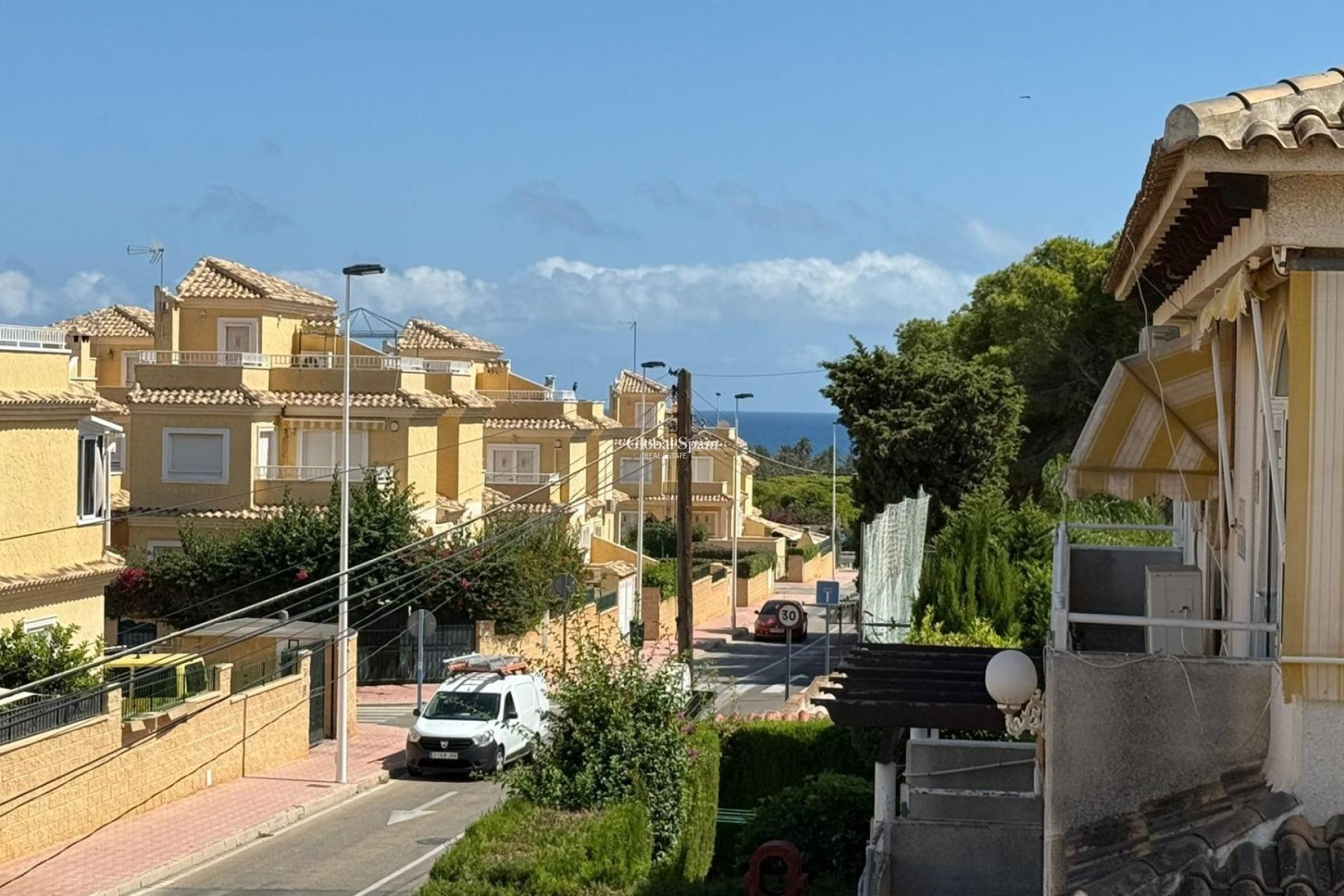 Wederverkoop - APPARTEMENT -
TORREVIEJA - Punta Prima