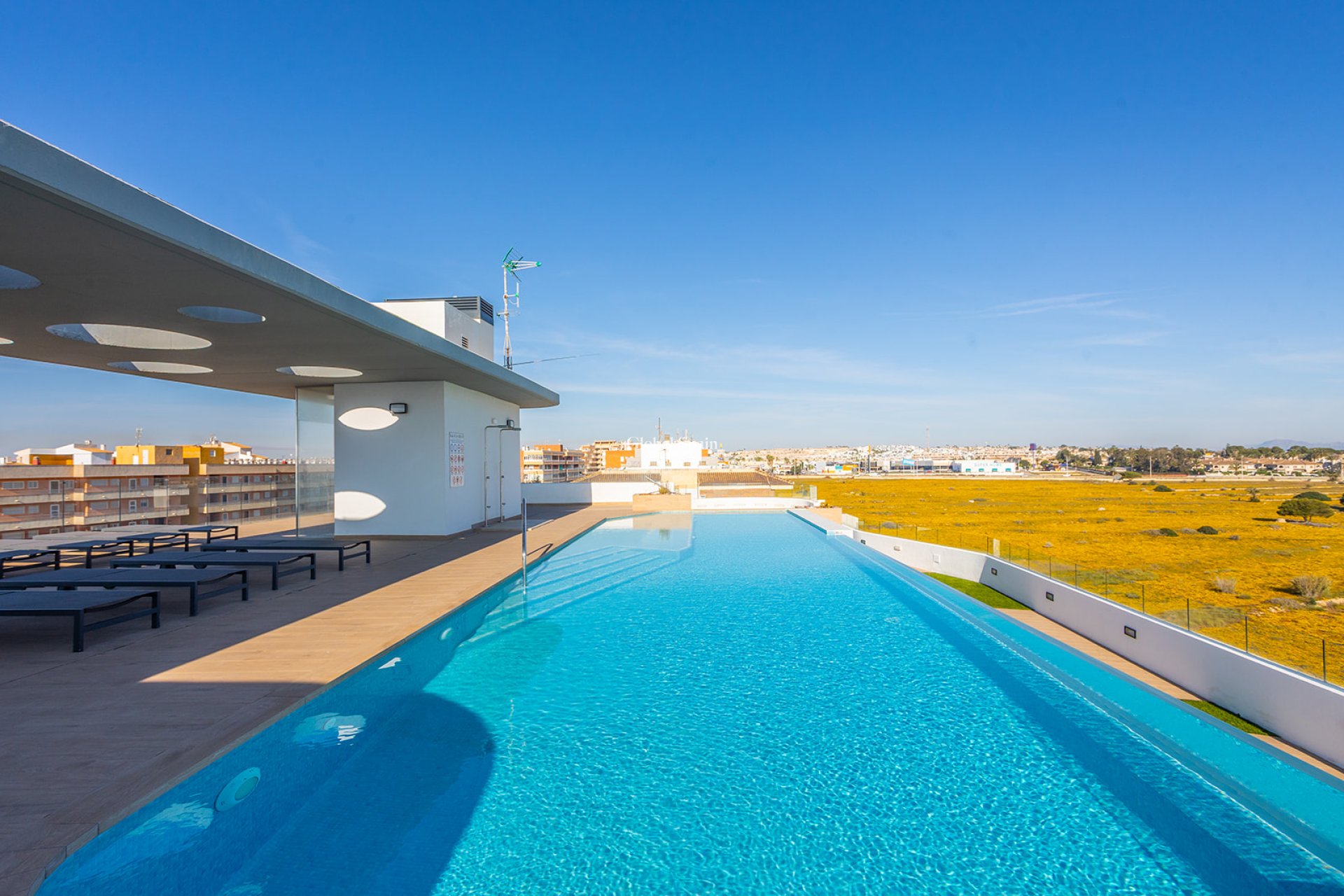 Wederverkoop - APPARTEMENT -
TORREVIEJA - Rocio del Mar