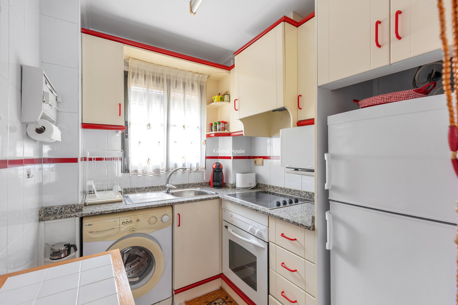 Wederverkoop - APPARTEMENT -
TORREVIEJA - Rocio del Mar