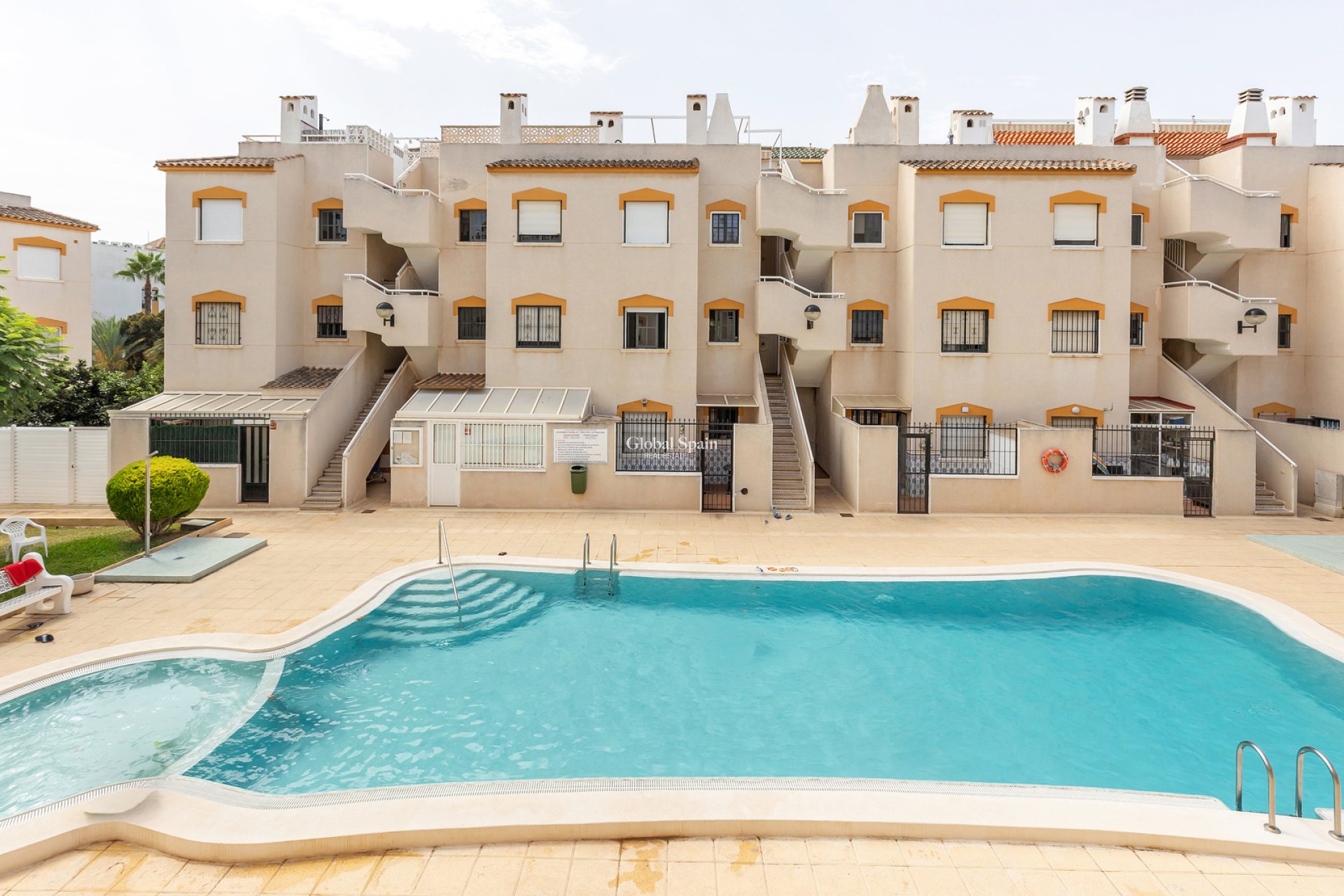 Wederverkoop - APPARTEMENT -
TORREVIEJA - Rocio del Mar