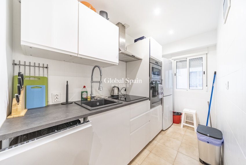 Wederverkoop - Appartement -
TORREVIEJA - Rocio Del Mar