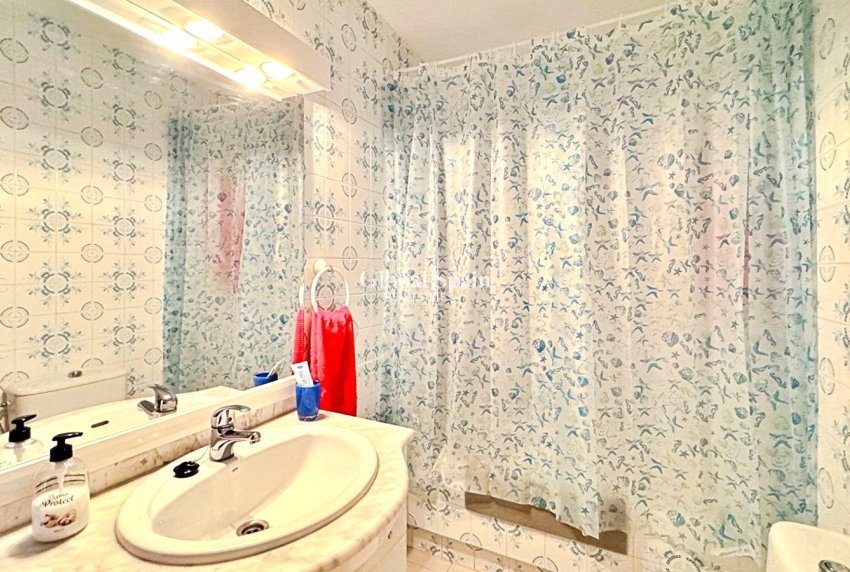 Wederverkoop - Appartement -
TORREVIEJA - Rocio del Mar