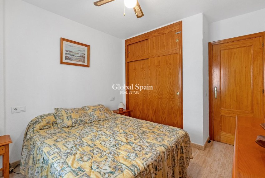 Wederverkoop - Appartement -
TORREVIEJA - San luis
