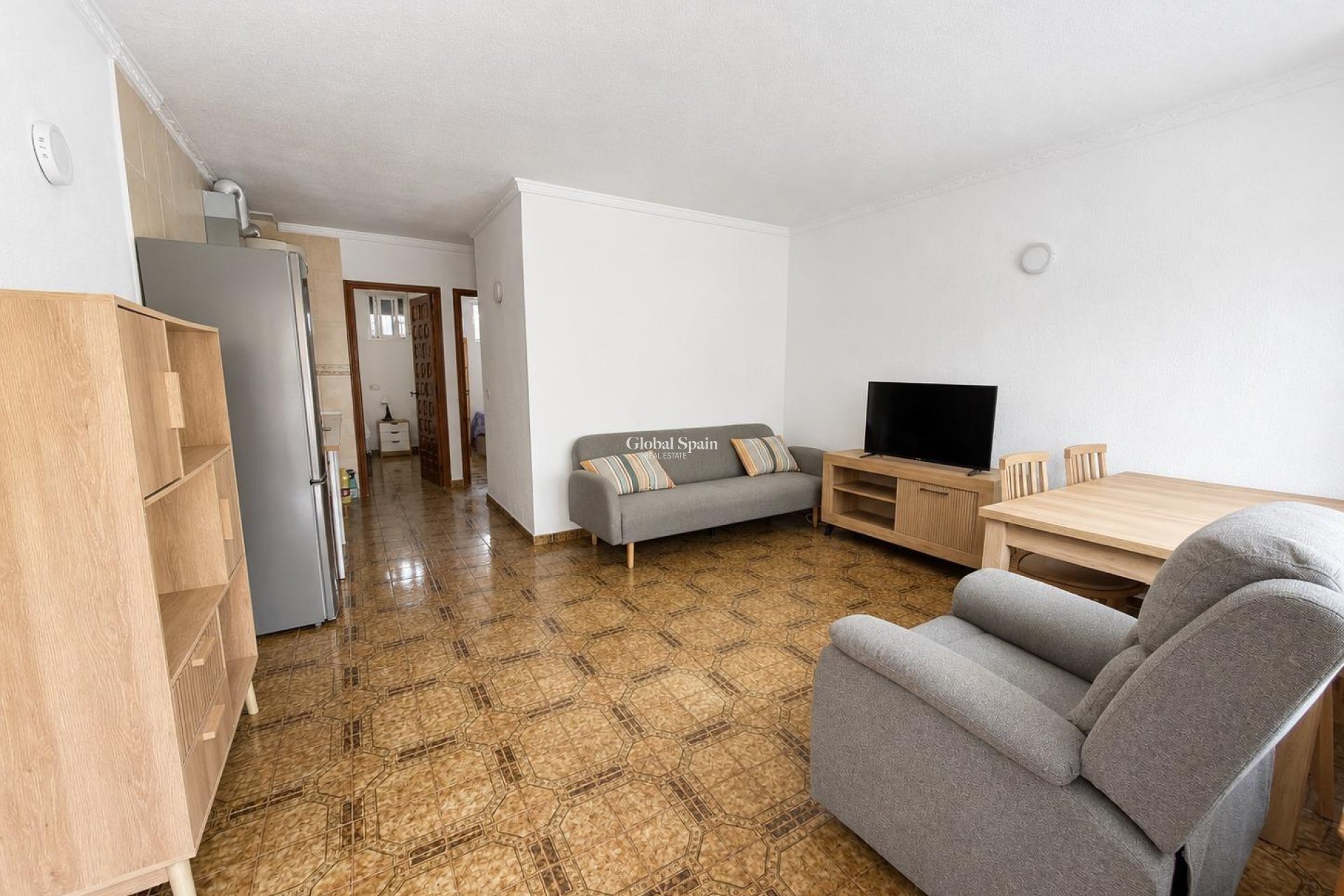 Wederverkoop - APPARTEMENT -
TORREVIEJA - Torre del moro