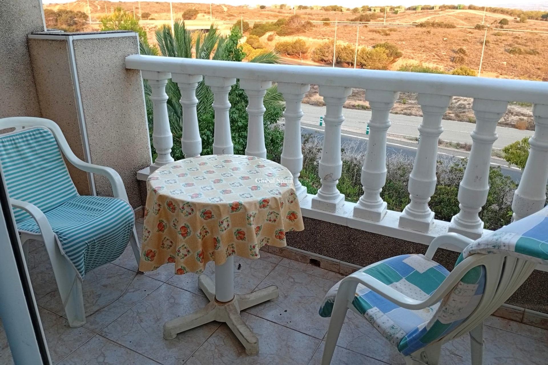 Wederverkoop - APPARTEMENT -
TORREVIEJA - Torreblanca