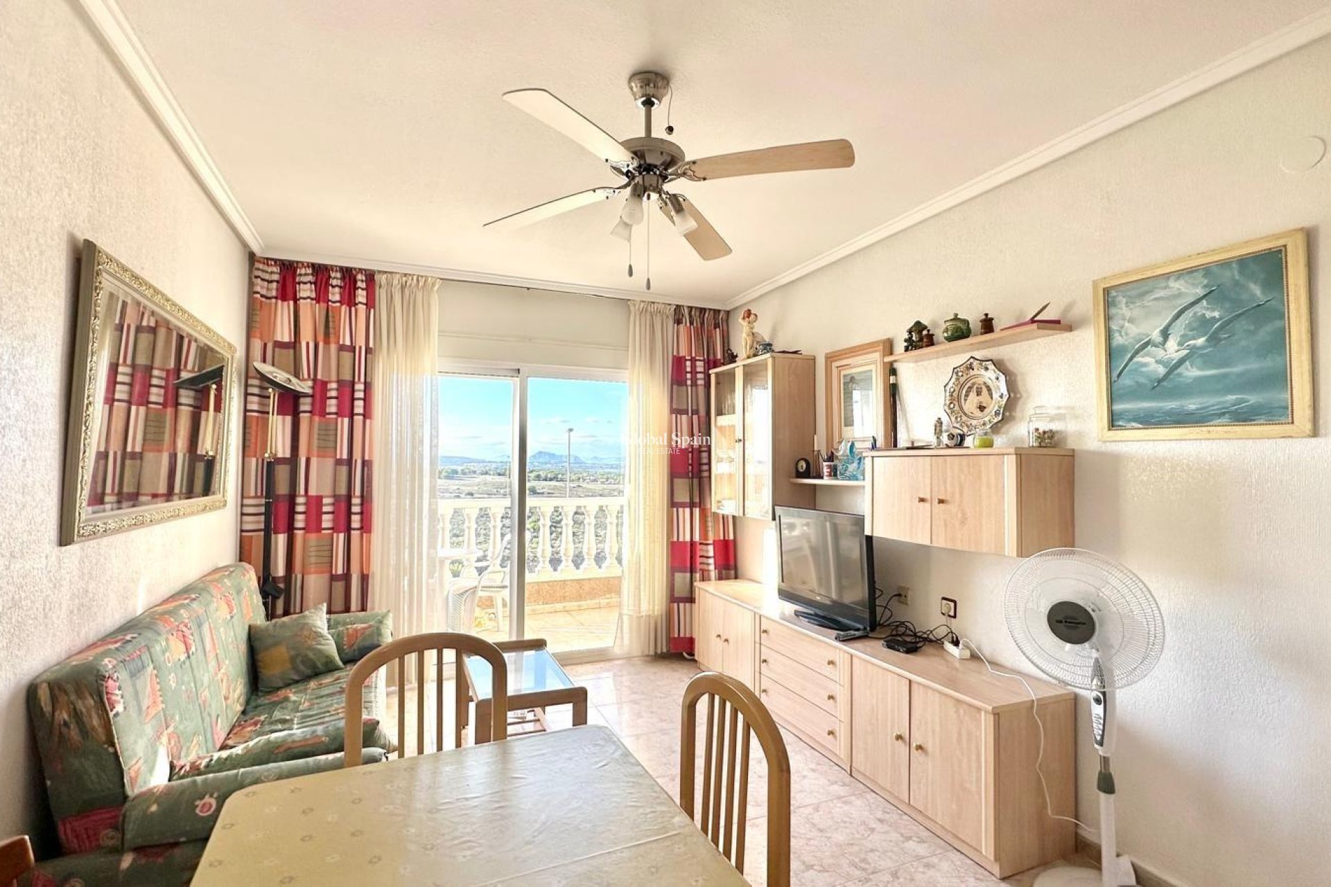 Wederverkoop - APPARTEMENT -
TORREVIEJA - Torreblanca