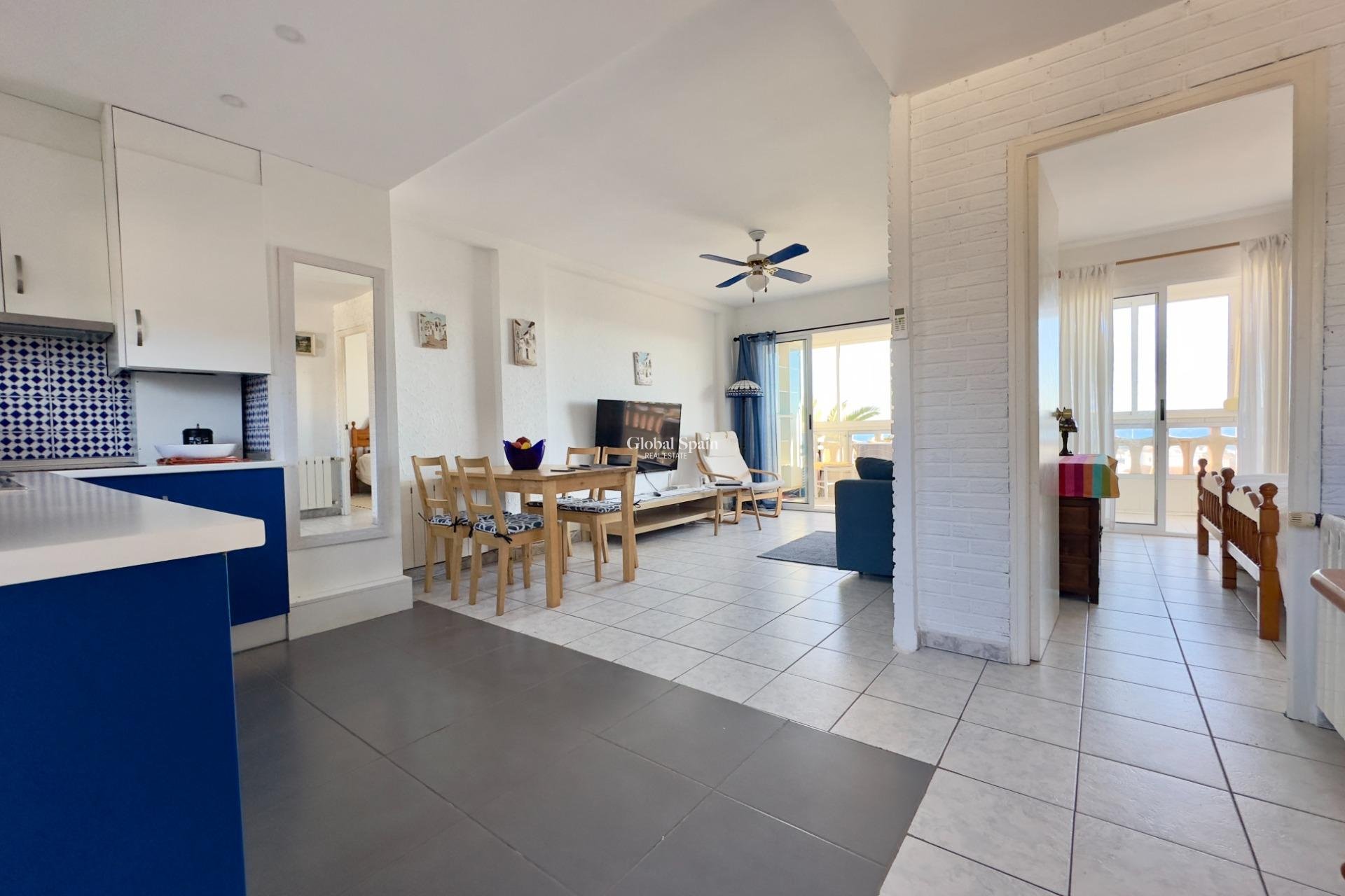 Wederverkoop - APPARTEMENT -
TORREVIEJA - Torreblanca