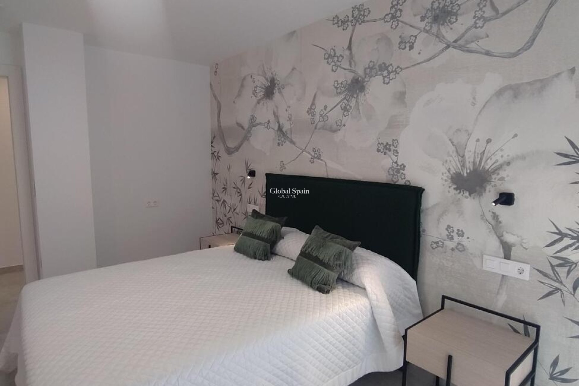 Wederverkoop - APPARTEMENT -
TORREVIEJA - Torreblanca