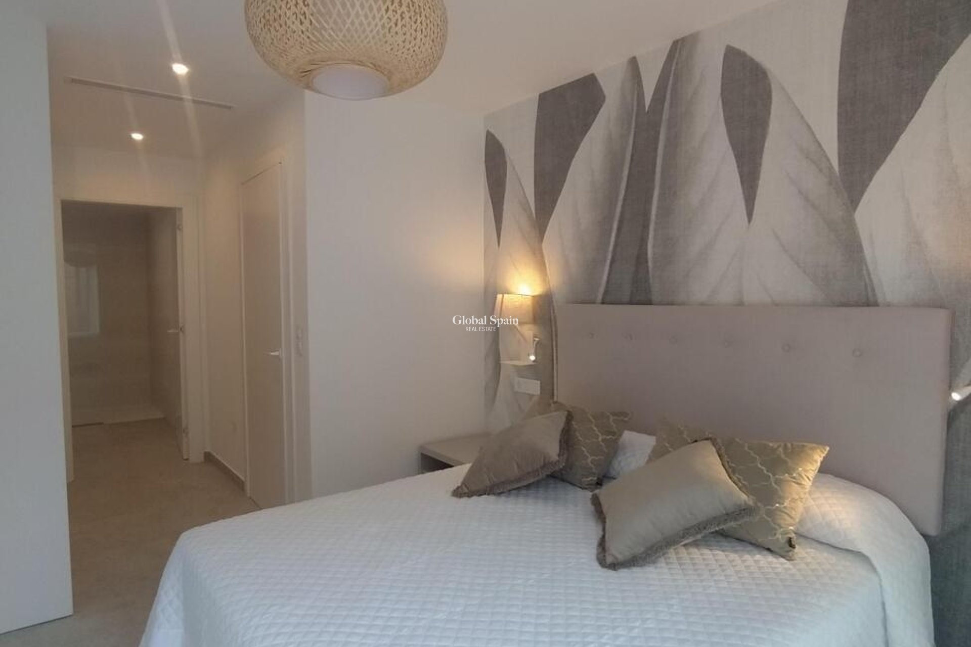 Wederverkoop - APPARTEMENT -
TORREVIEJA - Torreblanca