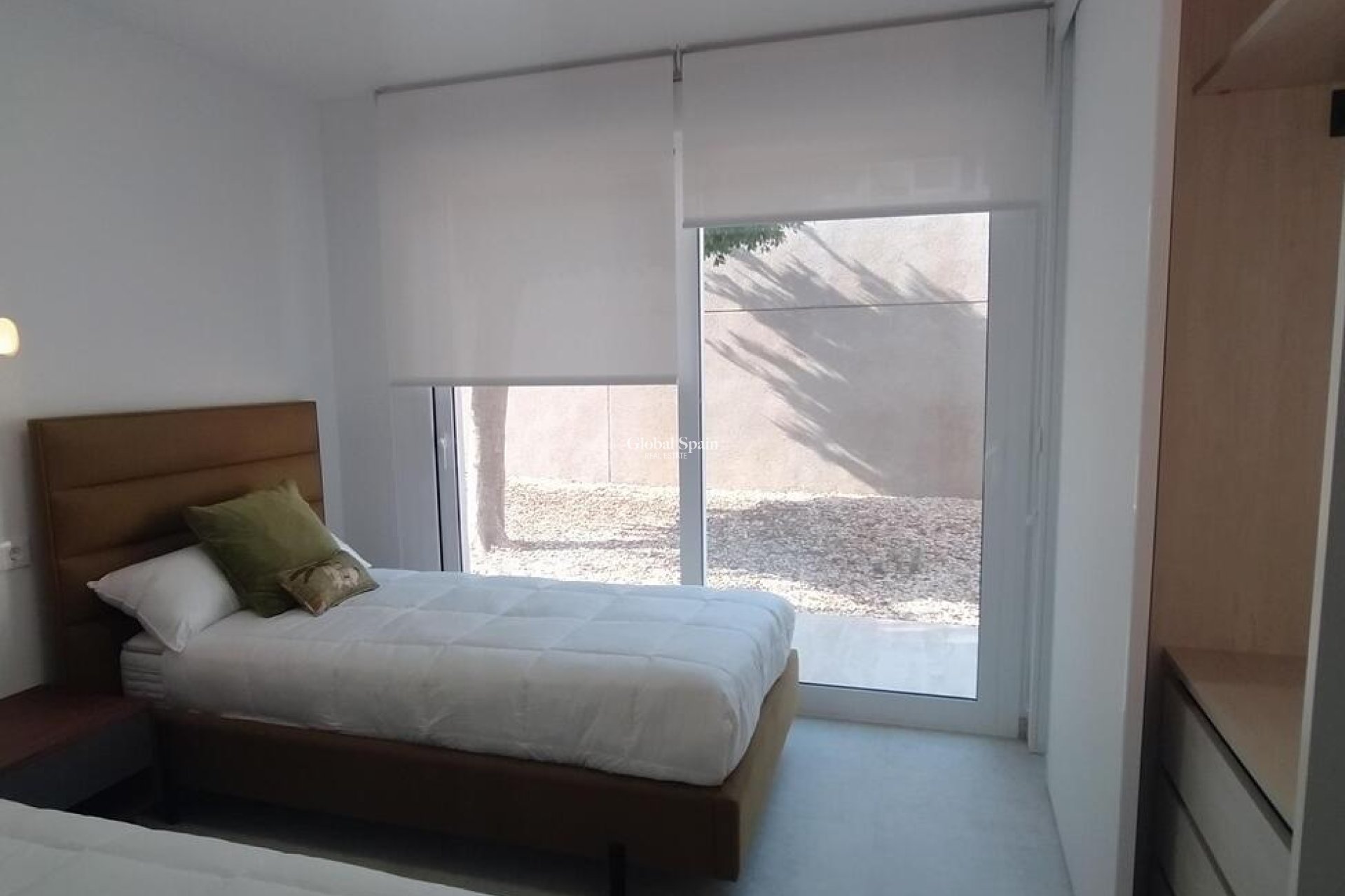 Wederverkoop - APPARTEMENT -
TORREVIEJA - Torreblanca