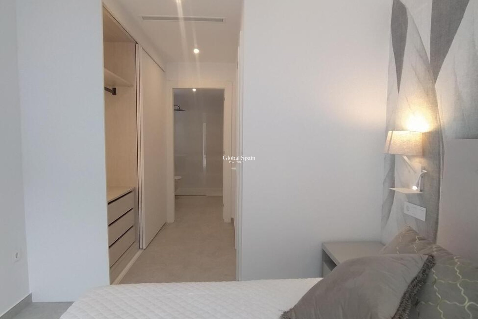 Wederverkoop - APPARTEMENT -
TORREVIEJA - Torreblanca