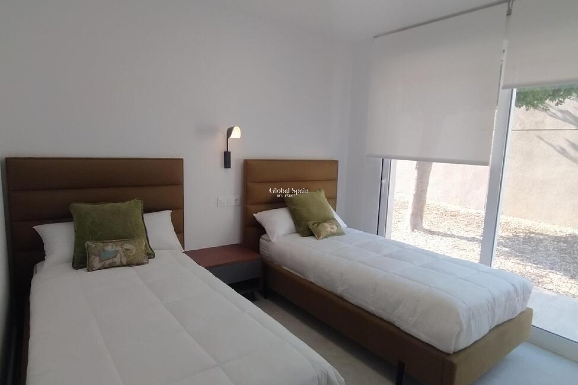 Wederverkoop - APPARTEMENT -
TORREVIEJA - Torreblanca
