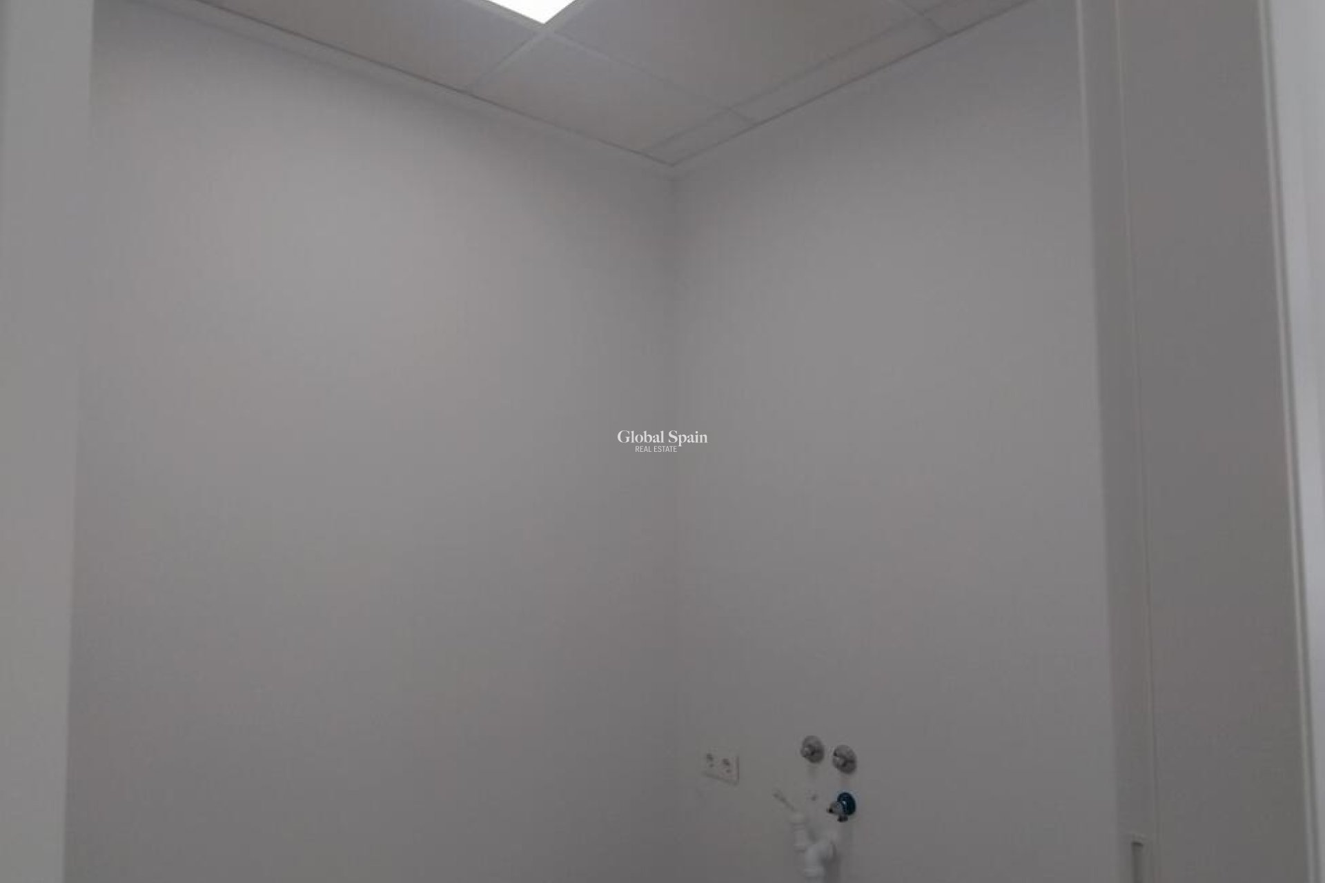 Wederverkoop - APPARTEMENT -
TORREVIEJA - Torreblanca