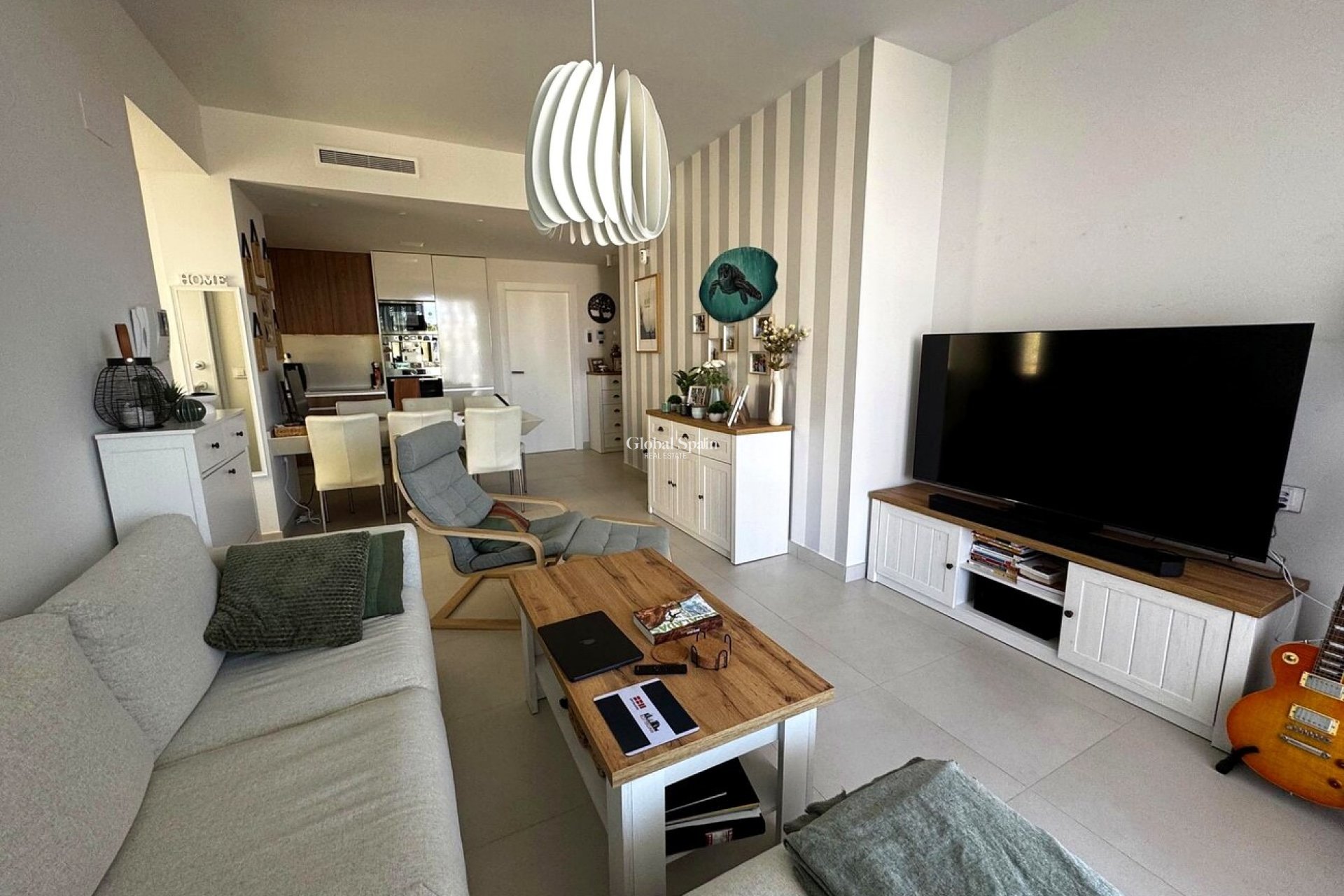 Wederverkoop - APPARTEMENT -
TORREVIEJA - Torreta Florida