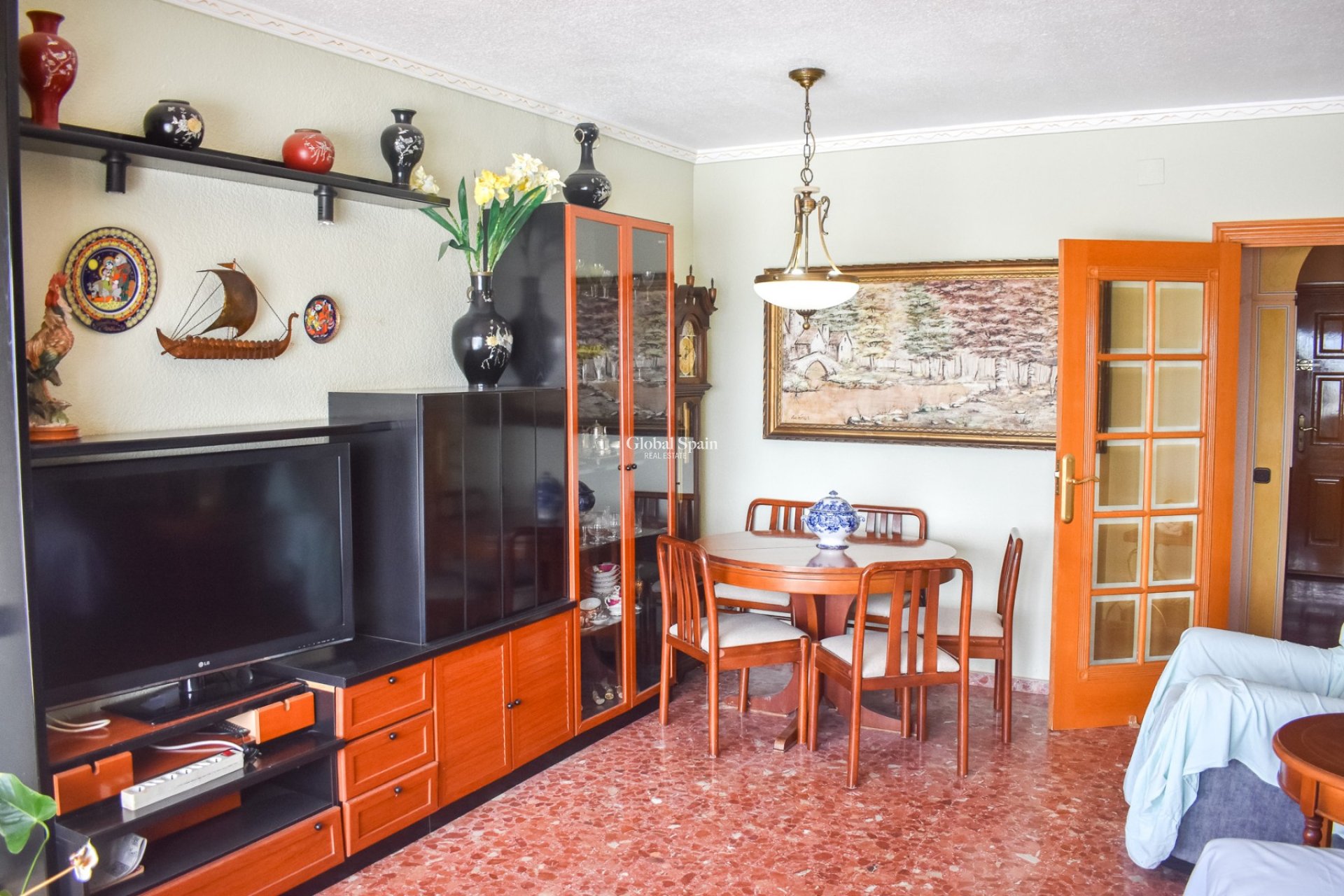 Wederverkoop - APPARTEMENT -
TORREVIEJA - Torrevieja Centro
