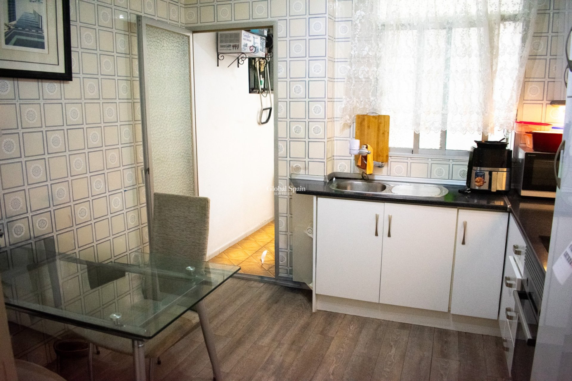 Wederverkoop - APPARTEMENT -
TORREVIEJA - Torrevieja Centro