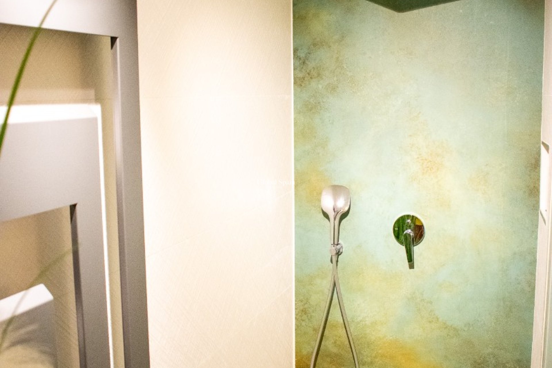 Wederverkoop - APPARTEMENT -
TORREVIEJA - Torrevieja Centro