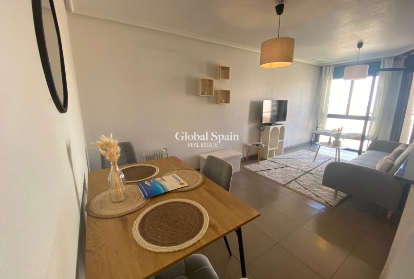 Wederverkoop - Appartement -
TORREVIEJA - Torrevieja Centro