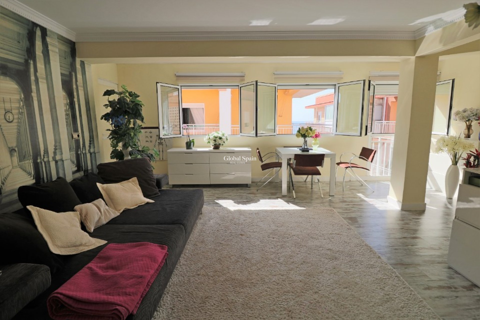 Wederverkoop - Appartement -
TORREVIEJA - Torrevieja