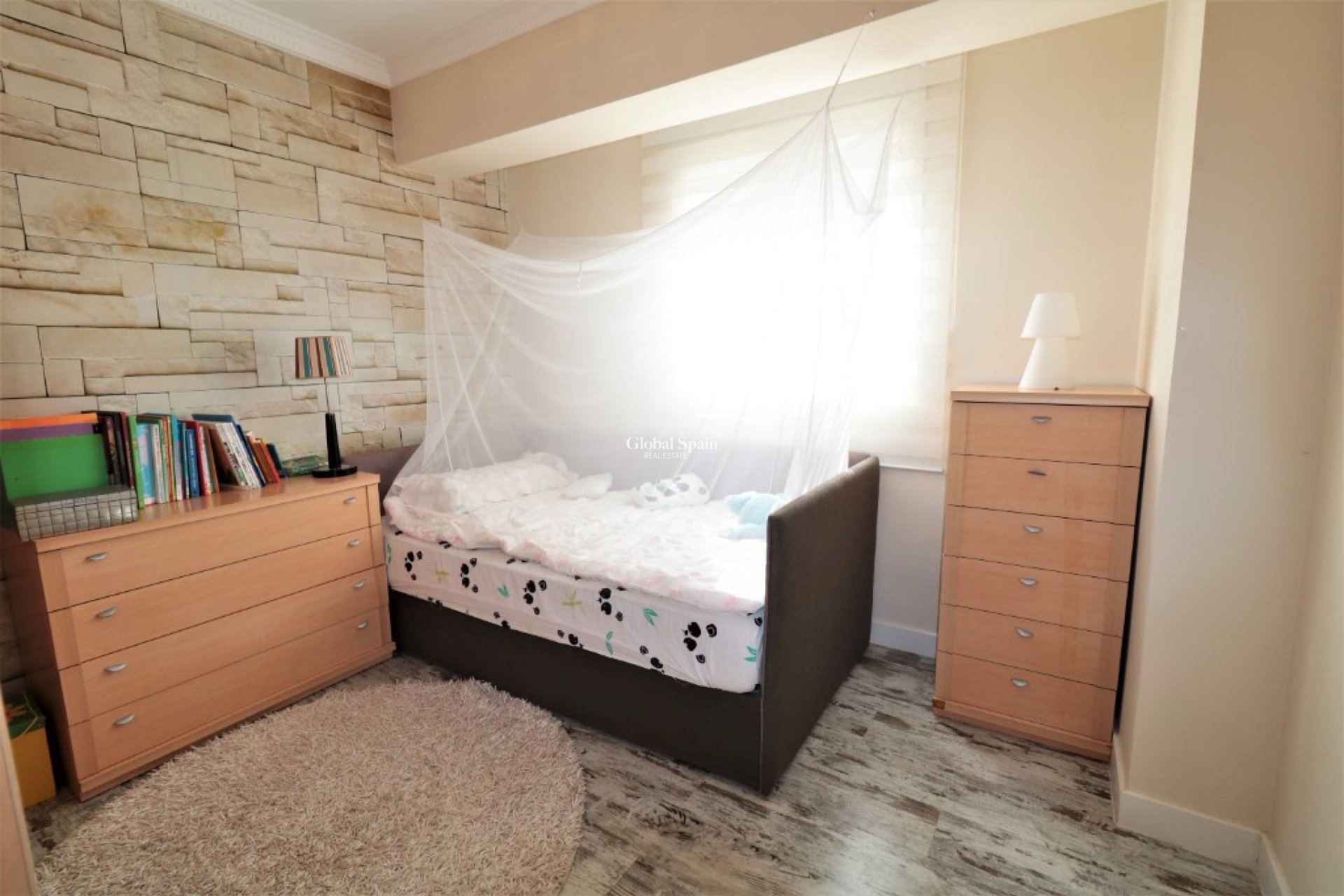 Wederverkoop - Appartement -
TORREVIEJA - Torrevieja